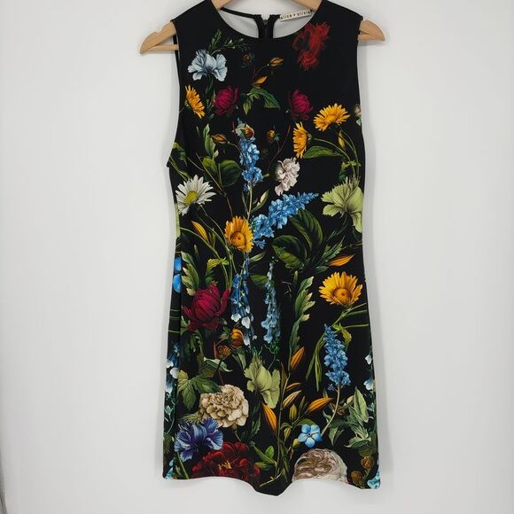 Alice + Olivia Dresses & Skirts - Alice + Olivia Social Hour Dress